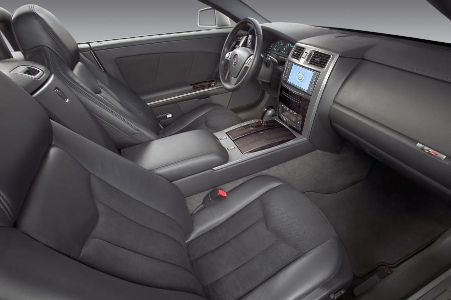  Cadillac XLR-V 2006 года  (фото 50 из 58)